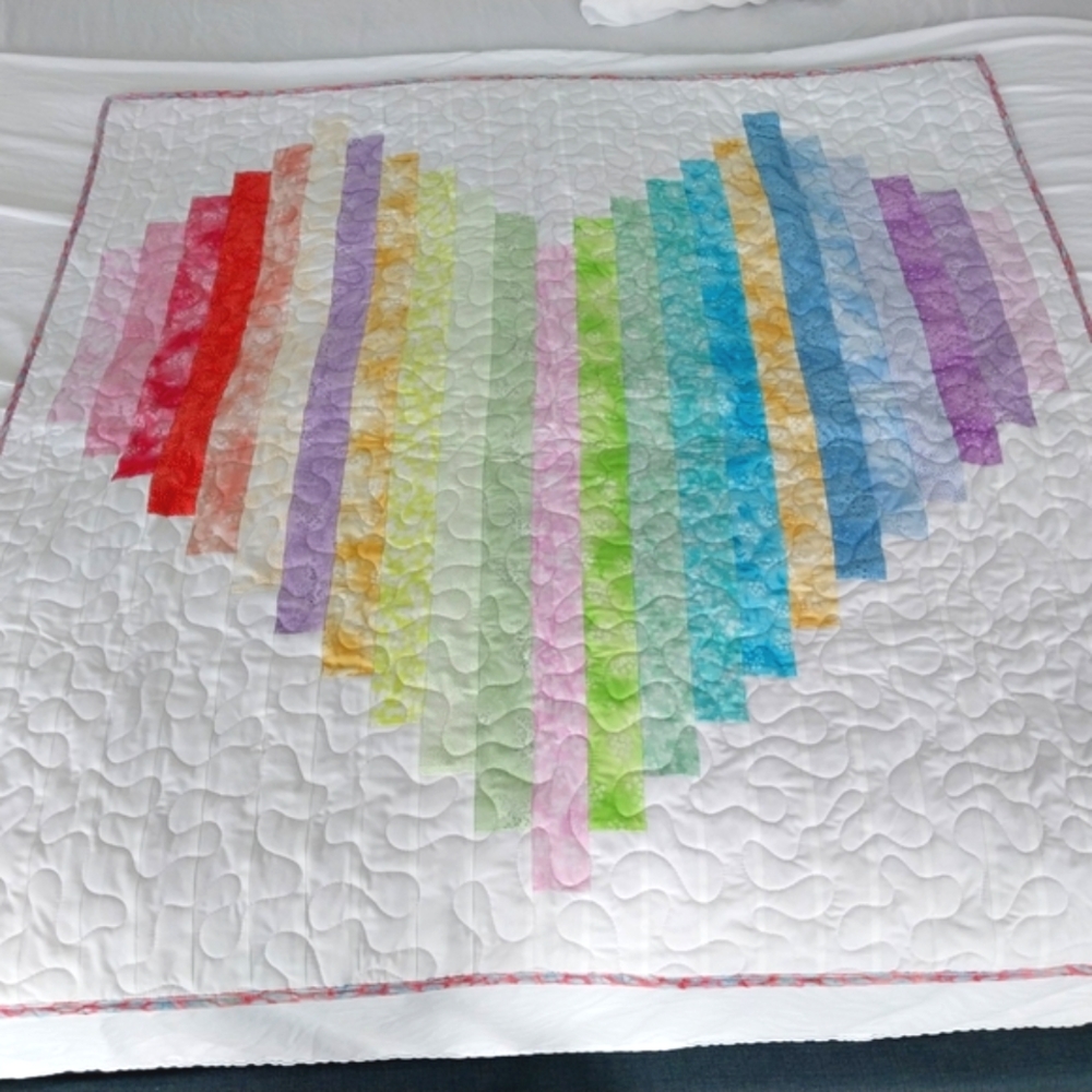 Multicolor Heart Quilt - Picture 2 of 7